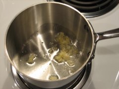 Heat Oil & Garlic